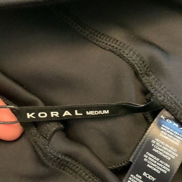 - Koral high rise scuba leggings - Picture 9 of 10